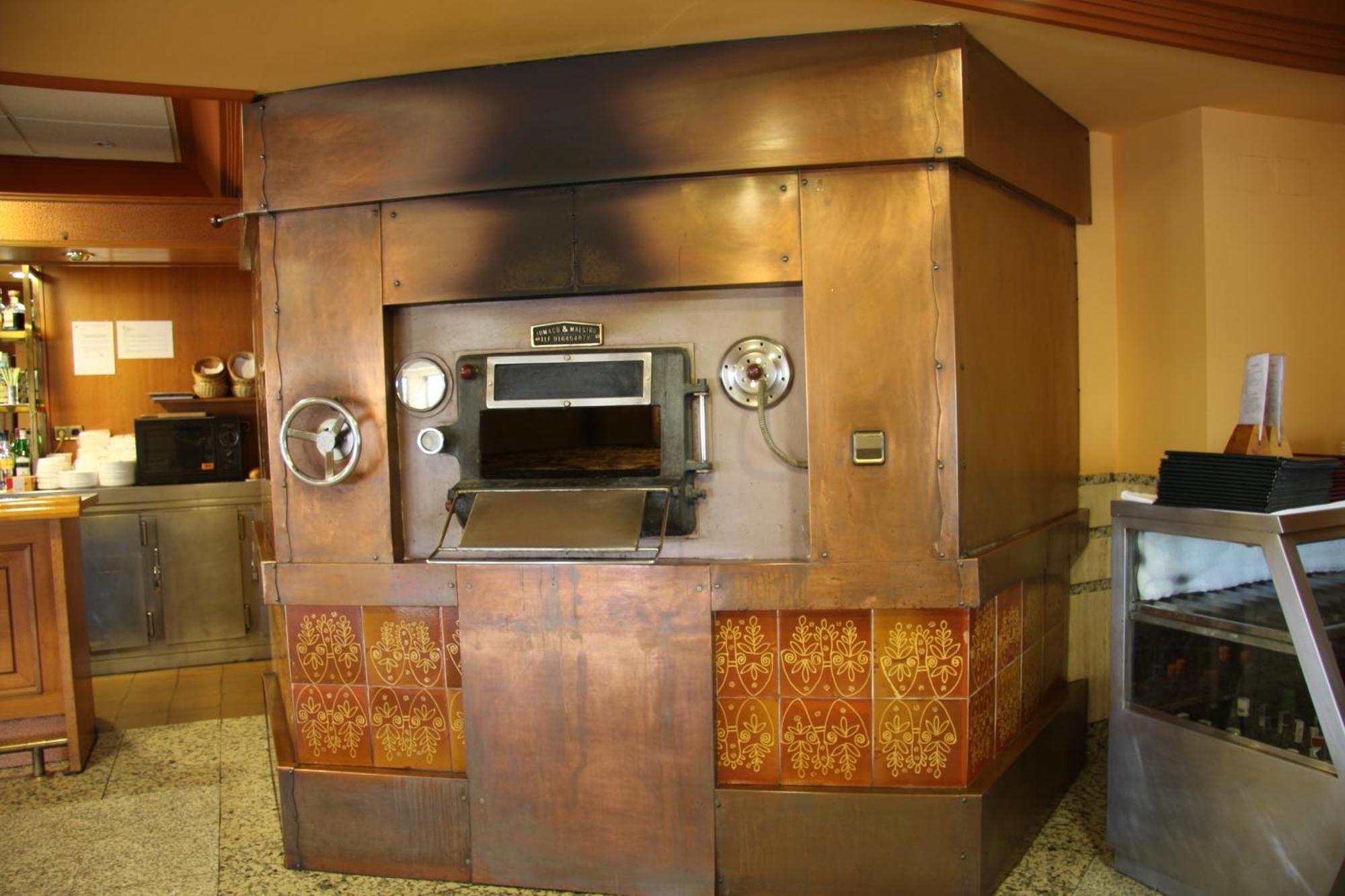 Hotel Alameda Alba De Tormes Εξωτερικό φωτογραφία