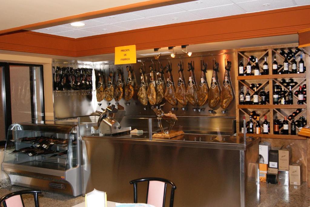 Hotel Alameda Alba De Tormes Εξωτερικό φωτογραφία