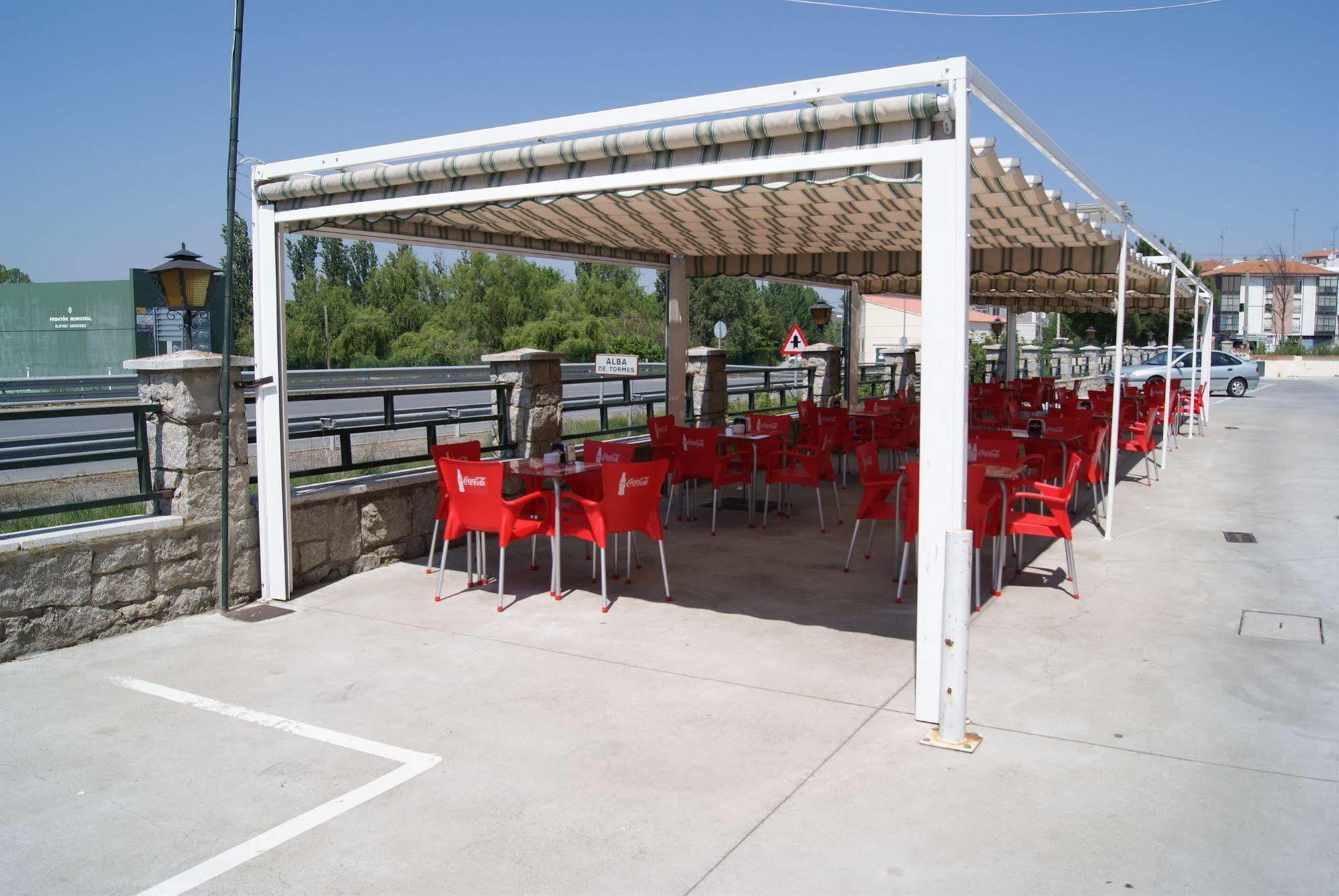 Hotel Alameda Alba De Tormes Εξωτερικό φωτογραφία